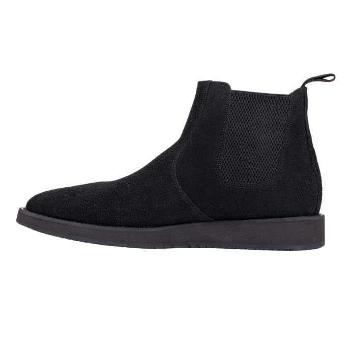 QUIVE London Mayfair black suede Chelsea boot three-quarter side view