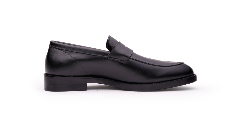 QUIVE London Bending men's black leather penny loafers side view