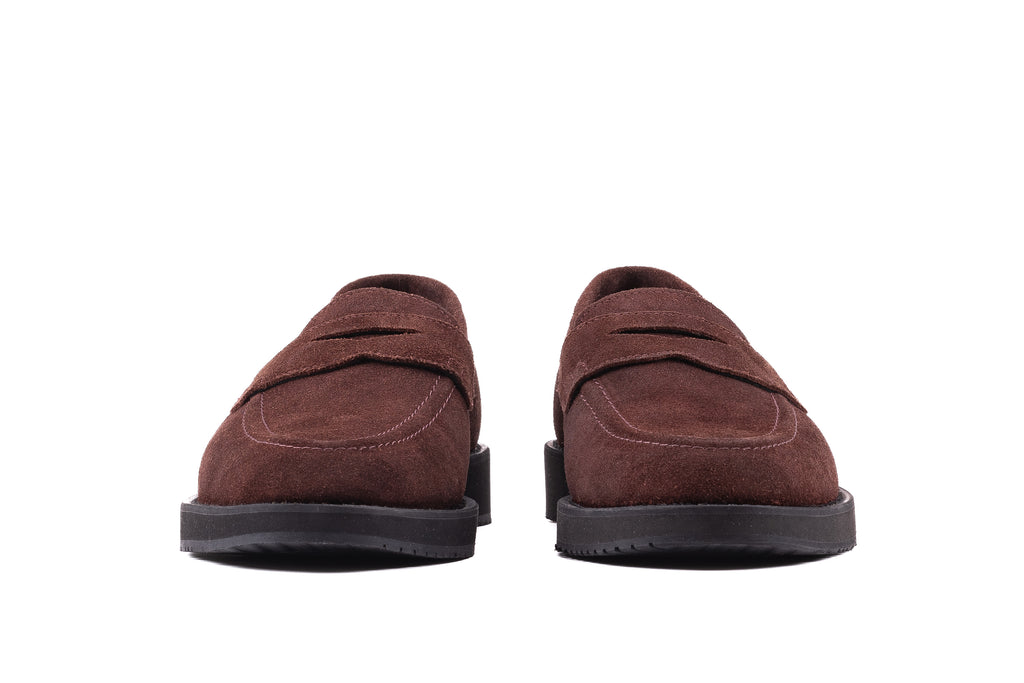 Cambridge men's brown suede loafers front view